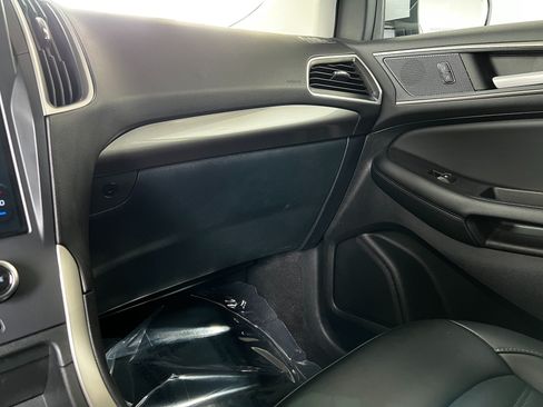 Used 2024 Ford Edge SEL AWD/4WD image 16