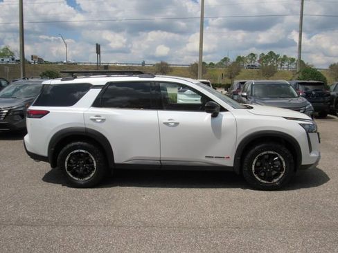 New 2026 Nissan Pathfinder Rock Creek AWD/4WD image 2