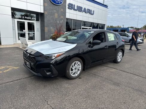 New 2025 Subaru Impreza 2.0i image 2