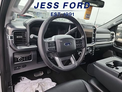 Used 2025 Ford F350 Lariat w/ Camper Package image 6