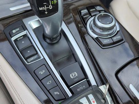 Used 2013 BMW 535i xDrive Sedan AWD/4WD image 20