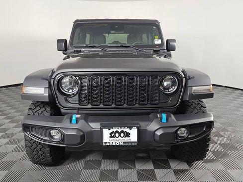 Used 2024 Jeep Wrangler Unlimited image 8