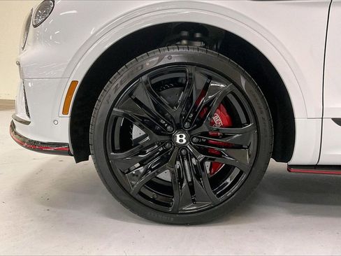 New 2026 Bentley Bentayga Speed image 17