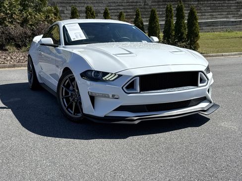 Used 2018 Ford Mustang GT Premium image 2