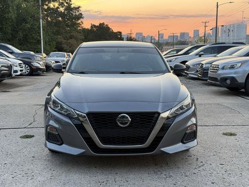 Used 2019 Nissan Altima 2.5 SR FWD image 3