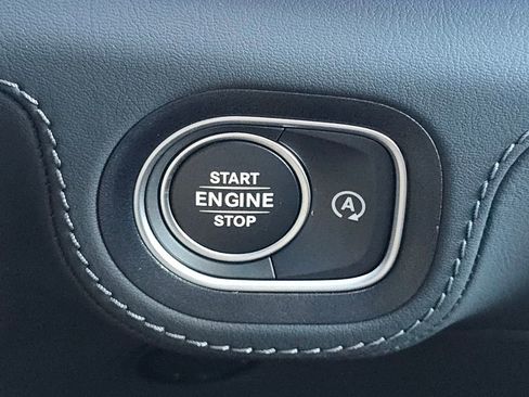 New 2026 Mercedes-Benz GLE 53 AMG 4MATIC Coupe image 38