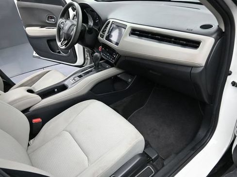 Used 2020 Honda HR-V EX image 24