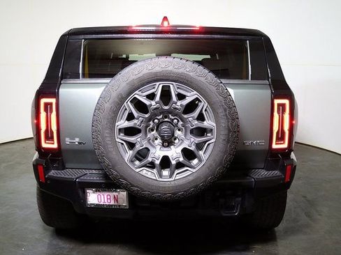 Used 2024 GMC Hummer EV 3X AWD/4WD image 10