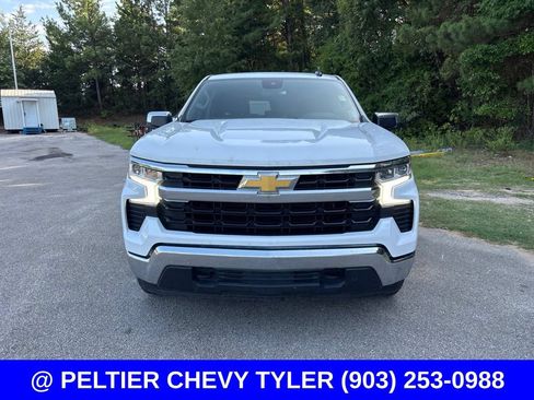 Used 2023 Chevrolet Silverado 1500 LT AWD/4WD image 2