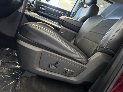 Used 2017 RAM 1500 Sport w/ Comfort Group image 8