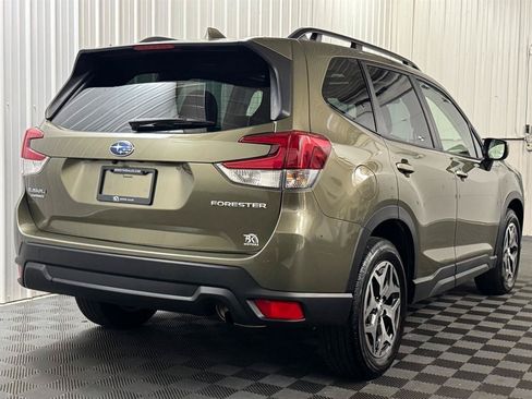 Used 2023 Subaru Forester Premium AWD/4WD image 4