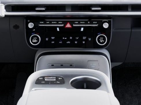 New 2026 Hyundai Ioniq 9 S RWD image 16