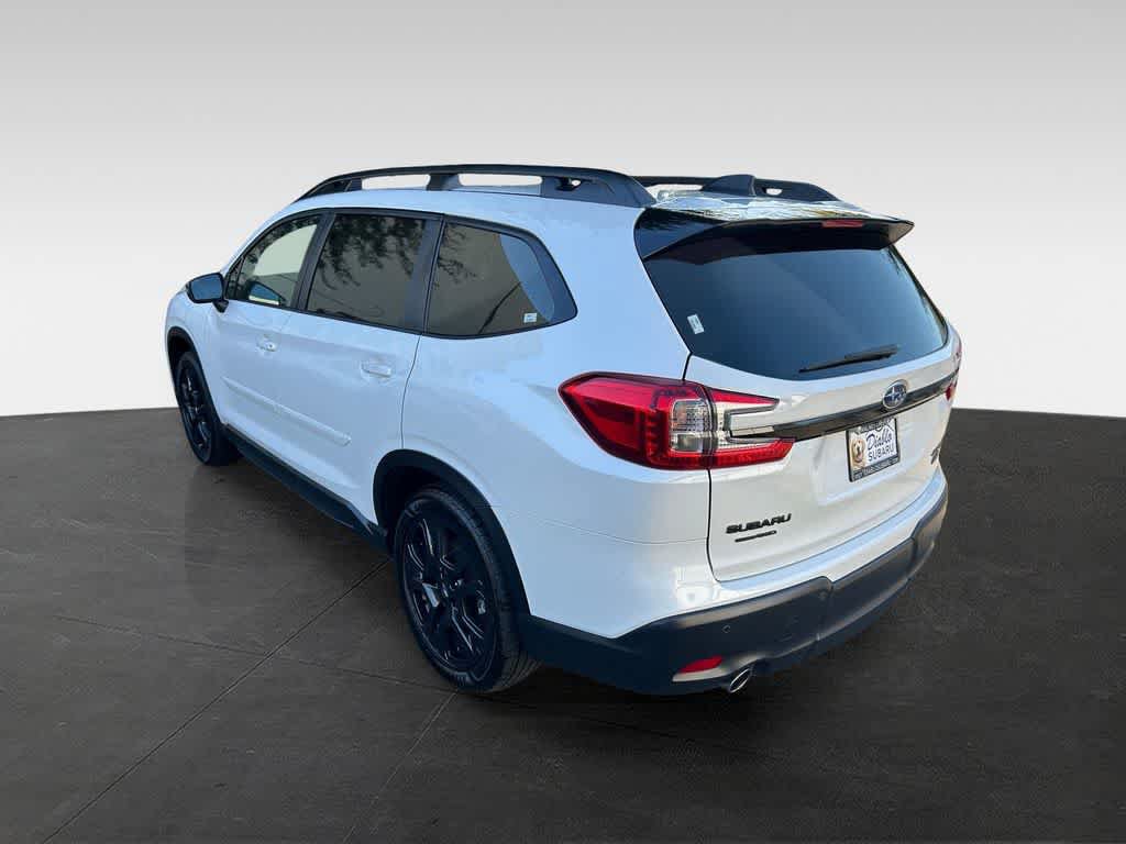 Used 2023 Subaru Ascent Onyx Edition AWD/4WD image 4