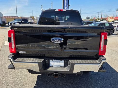 Used 2024 Ford F250 Lariat AWD/4WD image 10