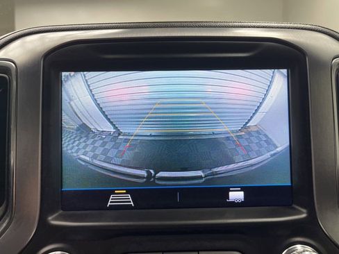 Used 2021 GMC Sierra 1500 Elevation image 15