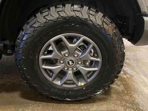 New 2025 Ford Bronco Badlands image 24