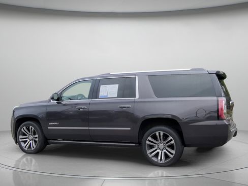Used 2018 GMC Yukon XL Denali w/ Denali Ultimate Package image 19