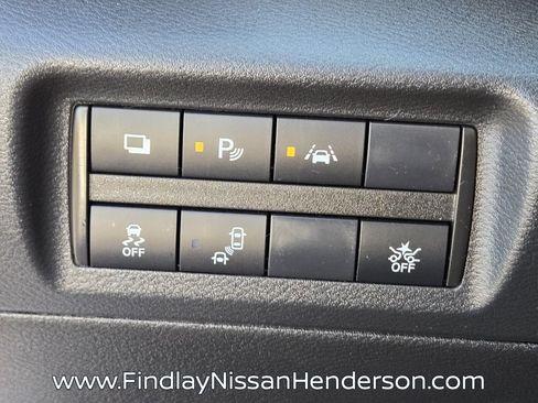 Used 2022 Nissan Kicks S FWD image 24