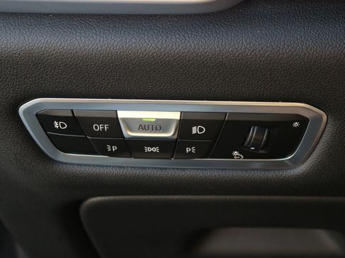 Used 2019 BMW X5 xDrive40i w/ Convenience Package AWD/4WD image 31