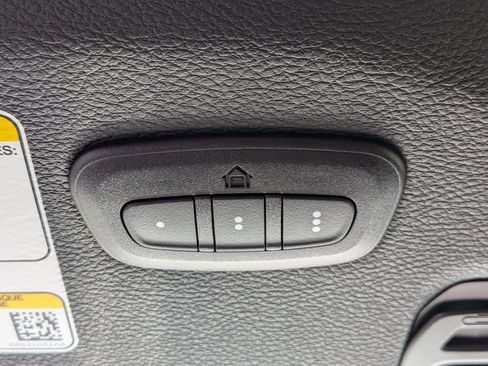 New 2025 Jeep Gladiator Sport image 21