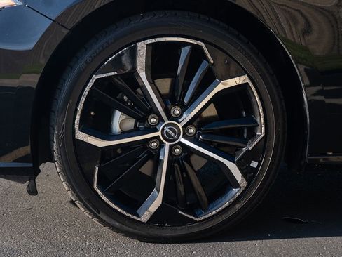 Used 2023 Nissan Altima 2.5 SR image 8