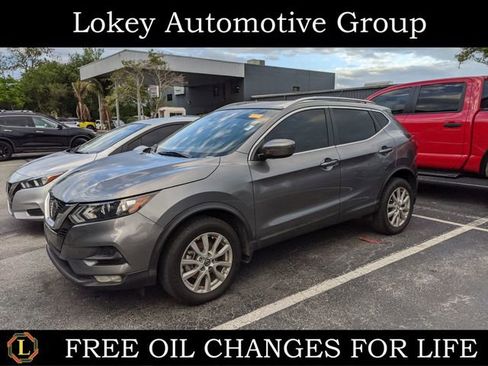 Certified 2021 Nissan Rogue Sport SV image 1