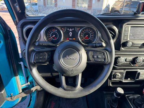 Used 2020 Jeep Wrangler Sport AWD/4WD image 13