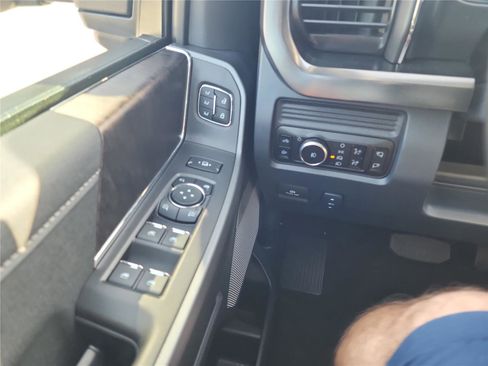 New 2026 Ford F350 Lariat w/ Tremor Off-Road Package image 39