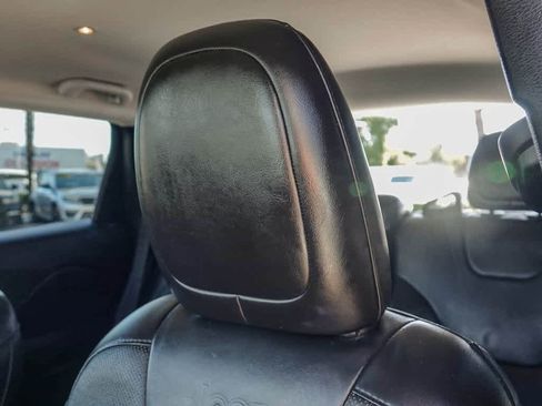 Certified 2020 Jeep Cherokee Limited image 24