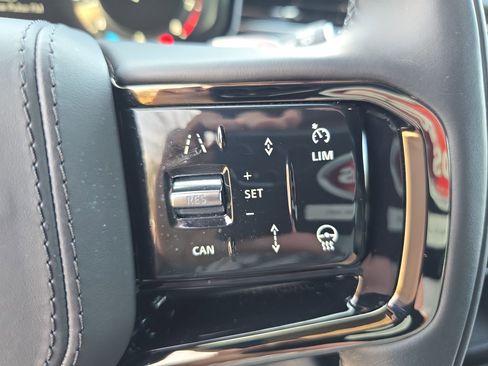 Certified 2025 Land Rover Range Rover Sport Autobiography image 18