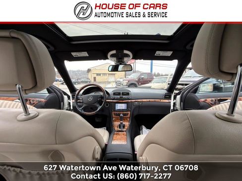 Used 2008 Mercedes-Benz E 550 4dr Sdn Sport 5.5L 4MATIC image 40