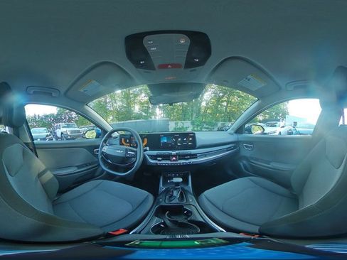 Used 2025 Kia K4 FWD image 35