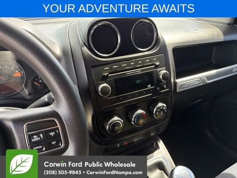 Used 2014 Jeep Compass Sport FWD image 18