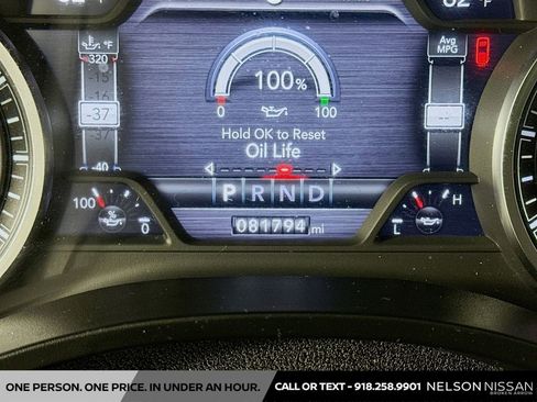 Used 2019 RAM 1500 Laramie AWD/4WD image 12