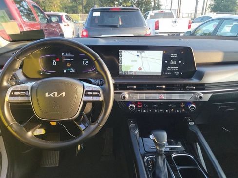 Used 2025 Kia Telluride S FWD image 9