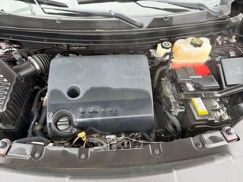 Used 2020 Chevrolet Traverse LT image 23