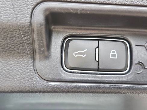 Used 2021 Ford Explorer Limited RWD image 27