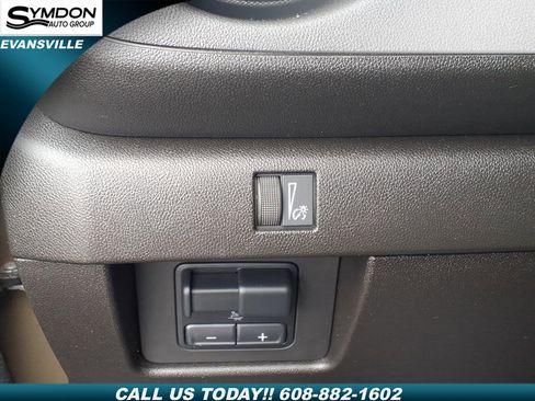 Used 2024 Chevrolet Colorado Trail Boss w/ Advanced Trailering Package image 16