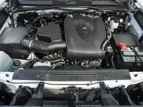 Used 2023 Toyota Tacoma TRD Sport w/ Advanced Technology Package AWD/4WD image 22