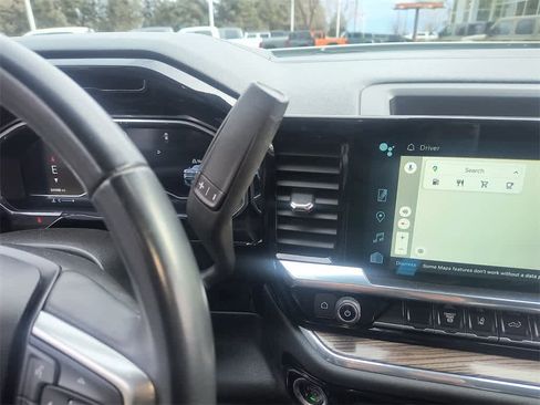 Used 2024 Chevrolet Silverado 3500 LT image 20