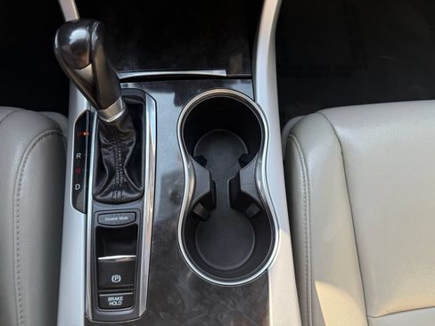 Used 2019 Acura TLX FWD image 21