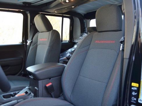 New 2026 Jeep Gladiator Rubicon image 15