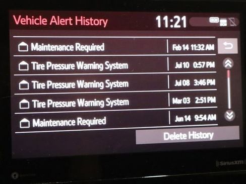 Used 2020 Toyota Corolla SE image 36