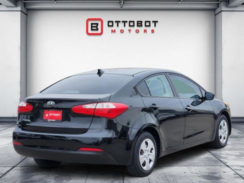 Used 2016 Kia Forte LX image 4