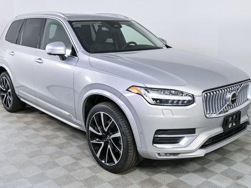 Certified 2024 Volvo XC90 B5 Plus image 29