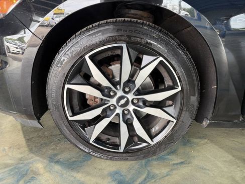 Used 2018 Chevrolet Malibu LT w/ True North Edition FWD image 24