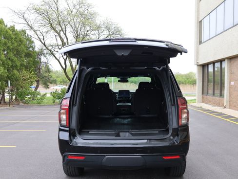 Used 2023 Chevrolet Tahoe Z71 AWD/4WD image 6