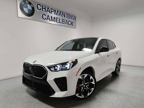 New 2026 BMW X2 xDrive28i w/ M Sport Package AWD/4WD image 1