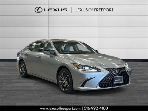 Used 2025 Lexus ES 300h w/ Premium Package image 1