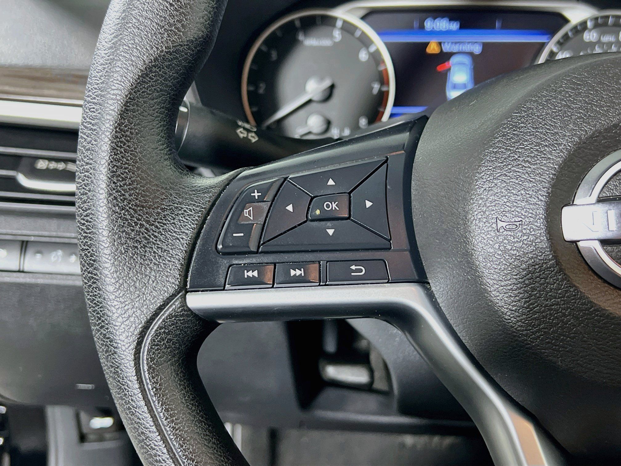 Used 2024 Nissan Altima 2.5 SV FWD image 18